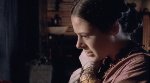 连手镯的顺序都一模一样